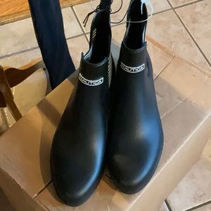 Nautica Shayna Black/Stripes Rain Boots Size 11, NWT